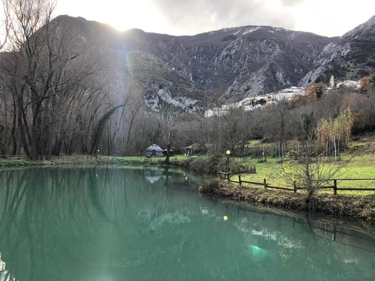 Hotel Romantic Yurt In Nature Reserve With Jacuzzi Anversa Degli Abruzzi Esterno foto
